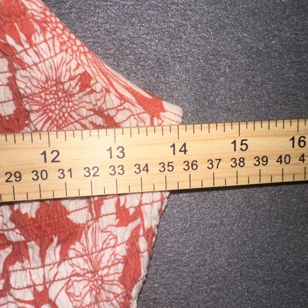American Eagle Tropical/Floral/Hawaiian Print Cropped Cami - Picture 4 of 5